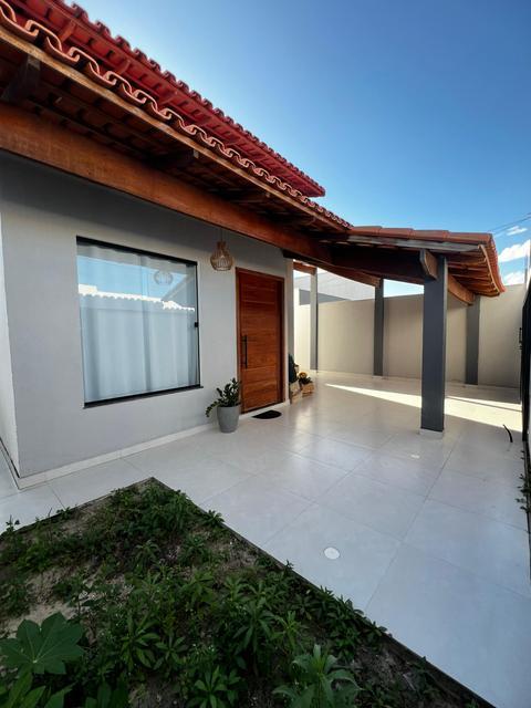 Casa à venda em Teixeira de Freitas, Jardim Beira Rio, com 2 quartos, com 250 m²